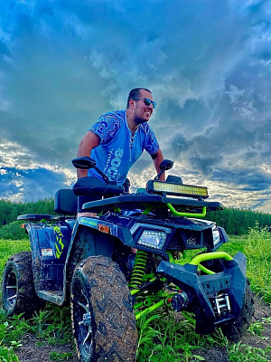 Катание на квадроциклах. Подарочные сертификаты Ultra Подарки Кострома. Купить оригинальный подарок или подарочный сертификат на Катание на квадроциклах. Сервис UltraPodarki.ru Кострома 8 800 505 95 30. 