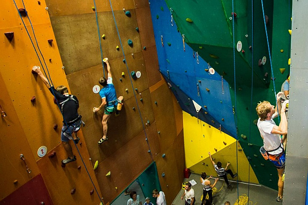 Занятия скалолазанием в Костроме. Ultra Подарки
. Купить занятия по скалолазанию в Костроме. Скалодром укрепляет тело и создаёт положительные эмоции. Сервис UltraPodarki.ru 8 (800) 505 95 30
. Скалолазание Кострома, скалолазание, скалодром Кострома, скалодром, скалолазание школа Кострома, скалолазание школа, купить скалолазание Кострома, купить скалолазание, занятия скалолазание Кострома, занятия скалолазание, уроки скалолазания Кострома, уроки скалолазания